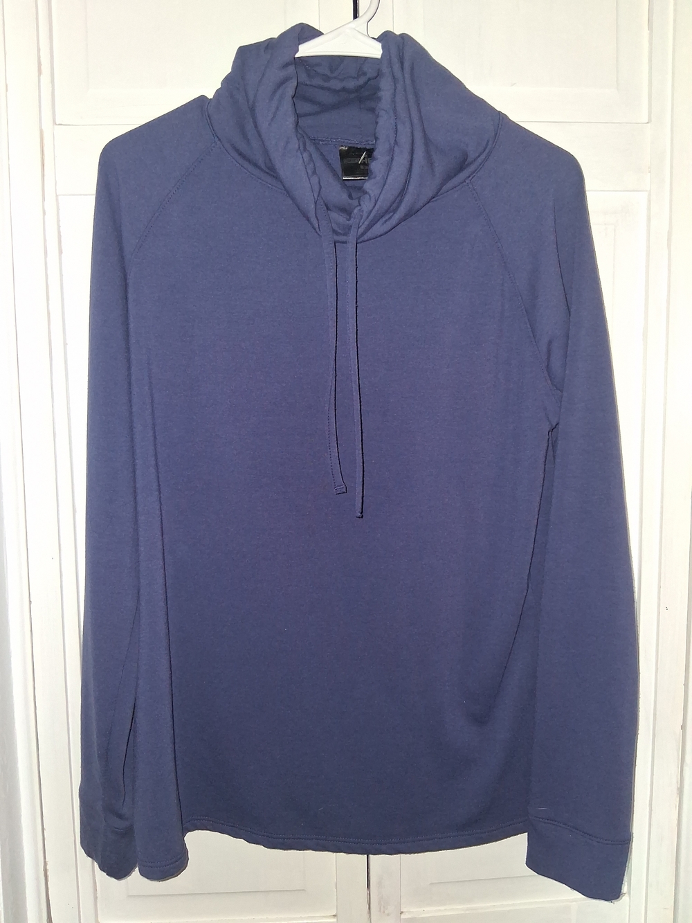 32 Degrees Women's Navy Blue Cowl Neck Pullover